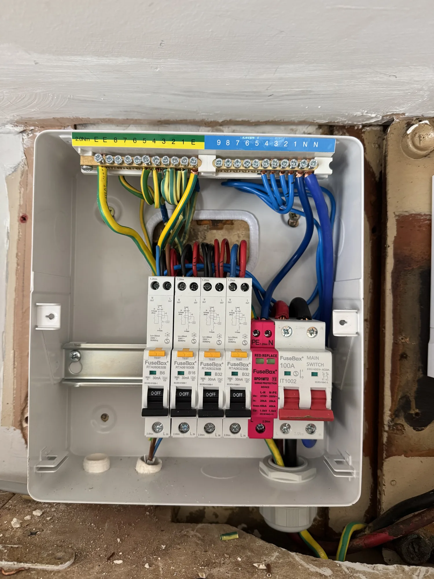 Compact consumer unit replacement with neatly terminated cables